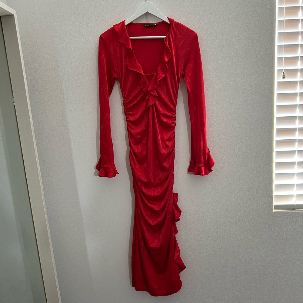ZARA Red Ruffle Midi- New - Picture 5 of 5